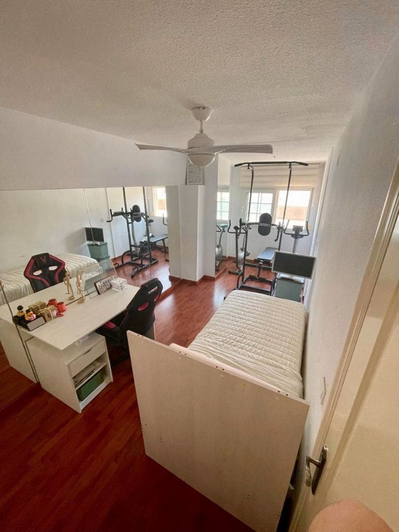 4 bedroom Townhouse for sale in Alicante / Alacant city with pool garage - € 650,000 (Ref: 9503355)