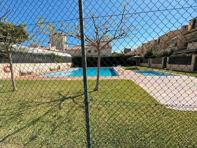 4 bedroom Townhouse for sale in Alicante / Alacant city with pool garage - € 650,000 (Ref: 9503355)