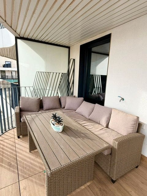 3 soverom Penthouse til salgs i La Villajoyosa / Vila Joiosa med svømmebasseng garasje - € 1 200 000 (Ref: 9503356)