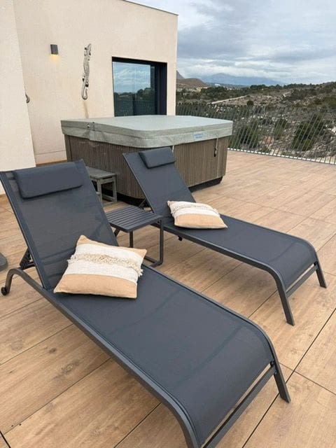 3 soverom Penthouse til salgs i La Villajoyosa / Vila Joiosa med svømmebasseng garasje - € 1 200 000 (Ref: 9503356)