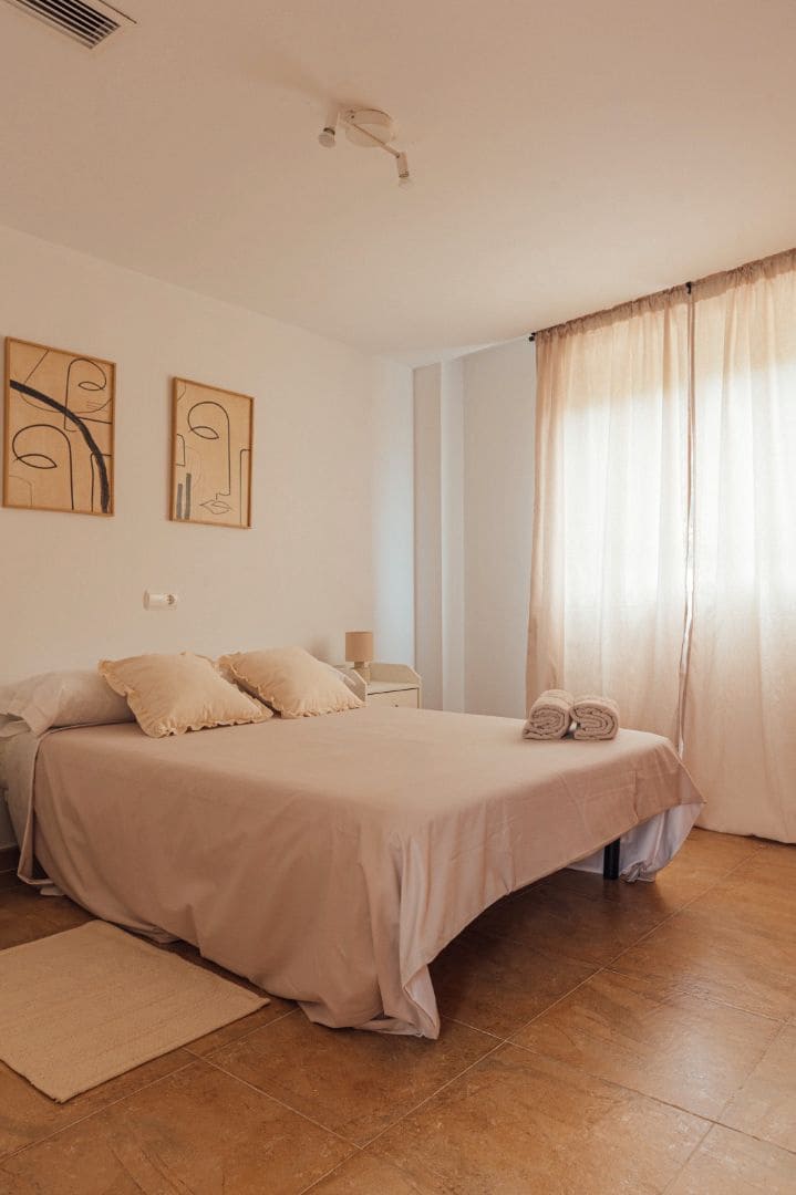 4 sovrum Villa att hyra i Alicante stad med pool garage - 3 599 € (Ref: 9503357)