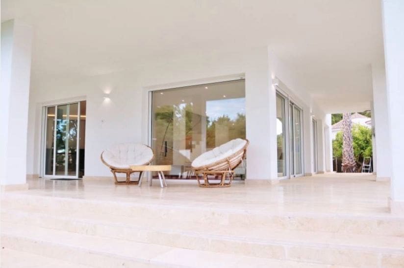 5 bedroom Villa for sale in Alicante / Alacant city with pool garage - € 1,650,000 (Ref: 9503359)