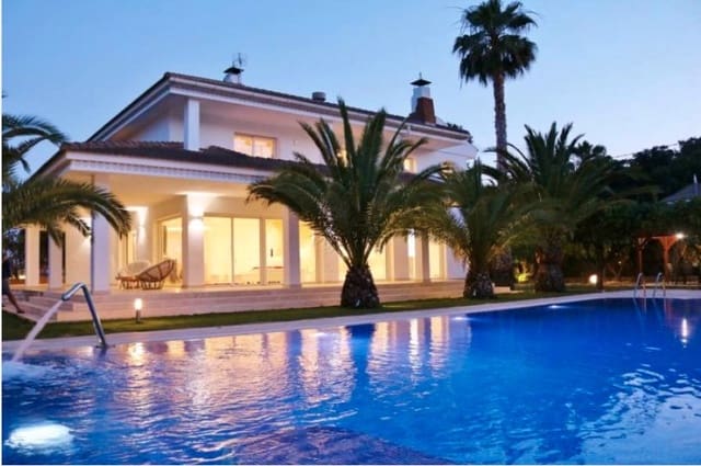 5 slaapkamer Villa te koop in Santa Faz, Alicante stad met zwembad garage - € 1.650.000 (Ref: 9503359)