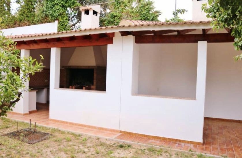 5 bedroom Villa for sale in Alicante / Alacant city with pool garage - € 1,650,000 (Ref: 9503359)