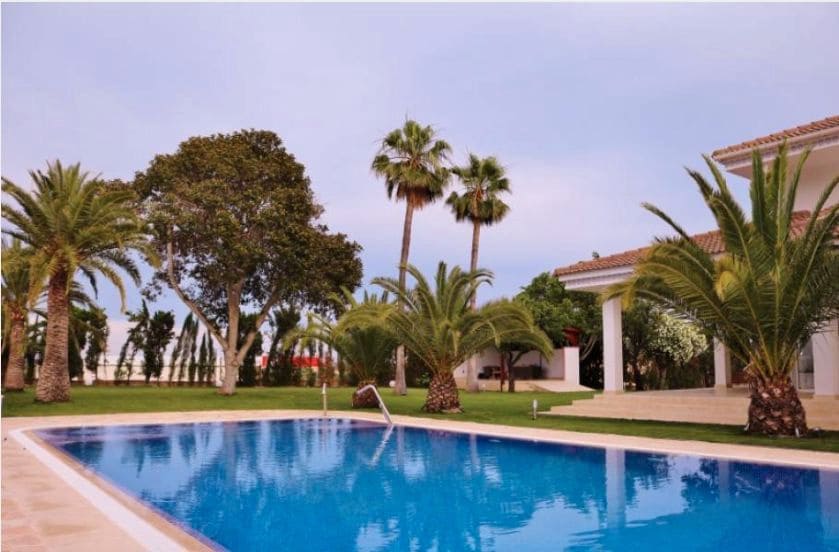 5 bedroom Villa for sale in Alicante / Alacant city with pool garage - € 1,650,000 (Ref: 9503359)