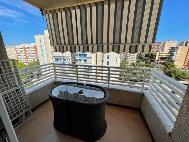 2 bedroom Flat for rent in Alicante / Alacant city with pool garage - € 925 (Ref: 9503932)