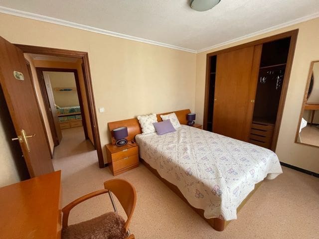 2 bedroom Flat for rent in Alicante / Alacant city with pool garage - € 925 (Ref: 9503932)