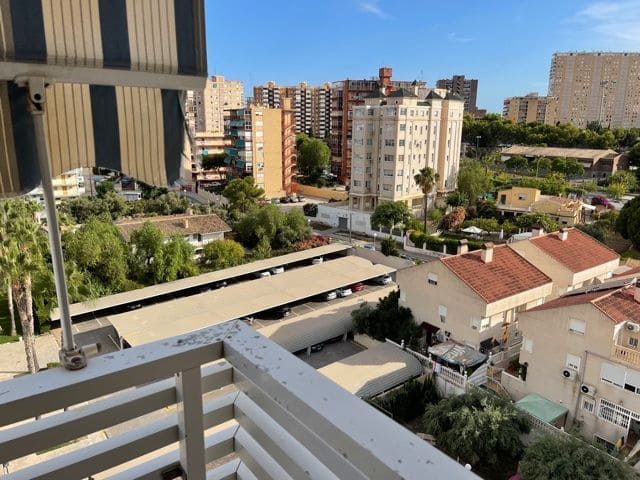 2 makuuhuone Asunto vuokrattavana paikassa Albufereta, Alicante kaupunki mukana uima-altaan 
autotalli - 925 € (Ref: 9503932)