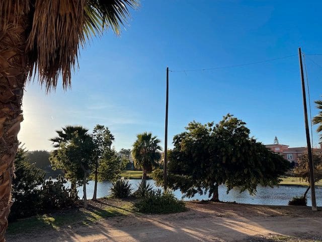 Appartement de 1 chambre à louer à Alicante ville avec piscine garage - 1 200 € (Ref: 9511332)