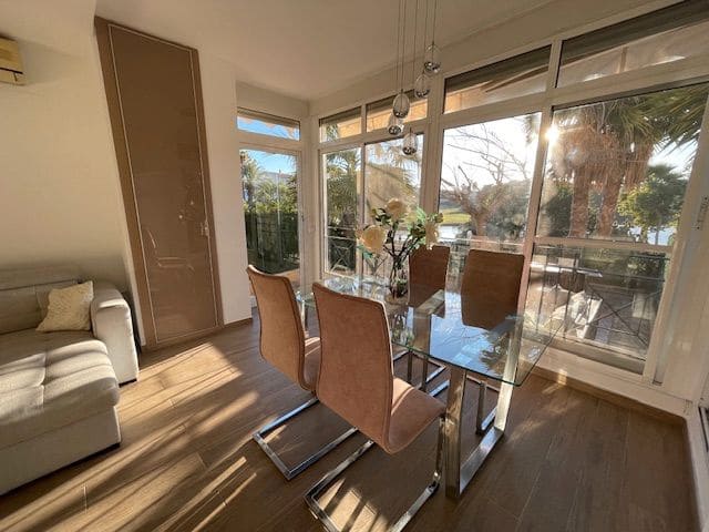 Appartement de 1 chambre à louer à Alicante Golf, Alicante ville avec piscine garage - 1 200 € (Ref: 9511332)