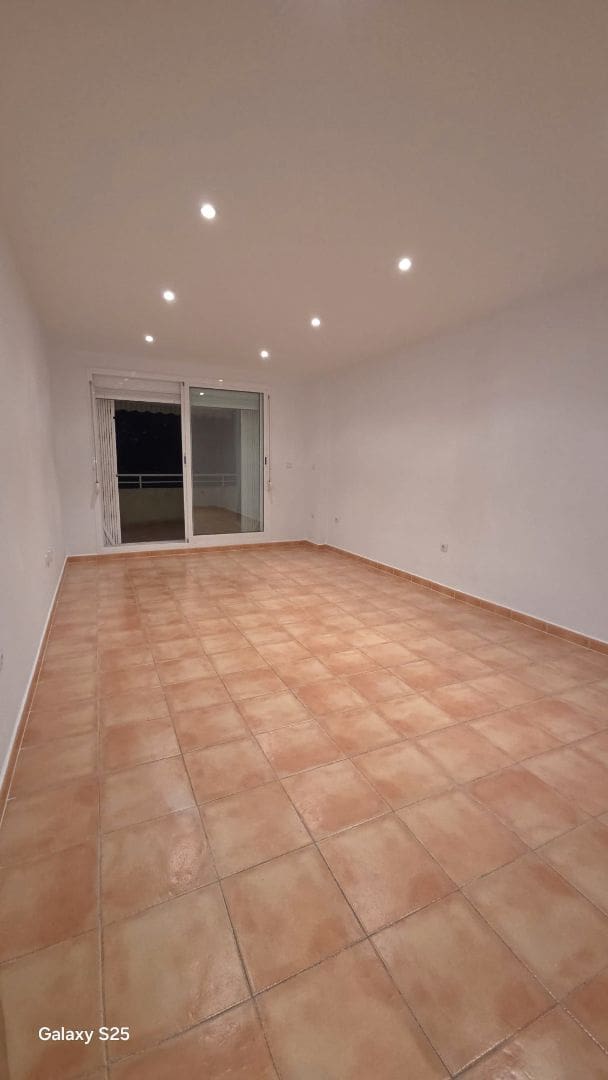 2 bedroom Flat for rent in Alicante / Alacant city with pool garage - € 1,500 (Ref: 9511333)