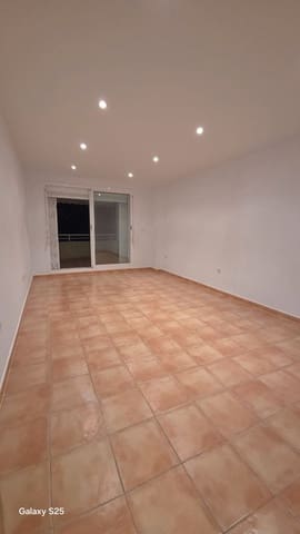 Appartement de 2 chambres à louer à Alicante Golf, Alicante ville avec piscine garage - 1 500 € (Ref: 9511333)