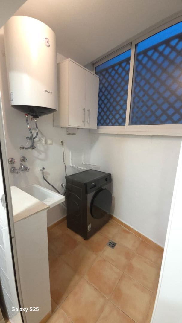 2 bedroom Flat for rent in Alicante / Alacant city with pool garage - € 1,500 (Ref: 9511333)