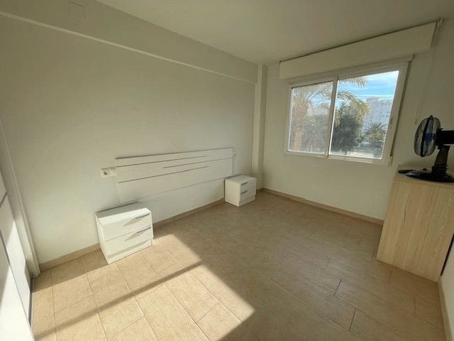 2 bedroom Flat for rent in Alicante / Alacant city with pool garage - € 1,050 (Ref: 9511334)