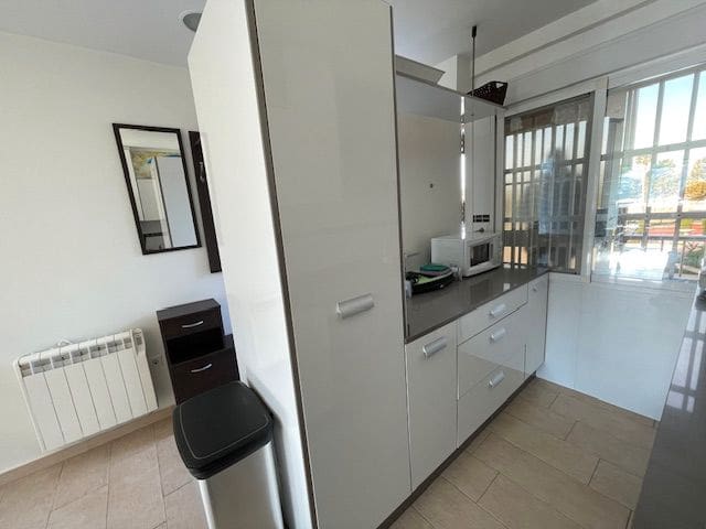 2 bedroom Flat for rent in PAU, Alicante / Alacant city with pool garage - € 1,050 (Ref: 9511334)