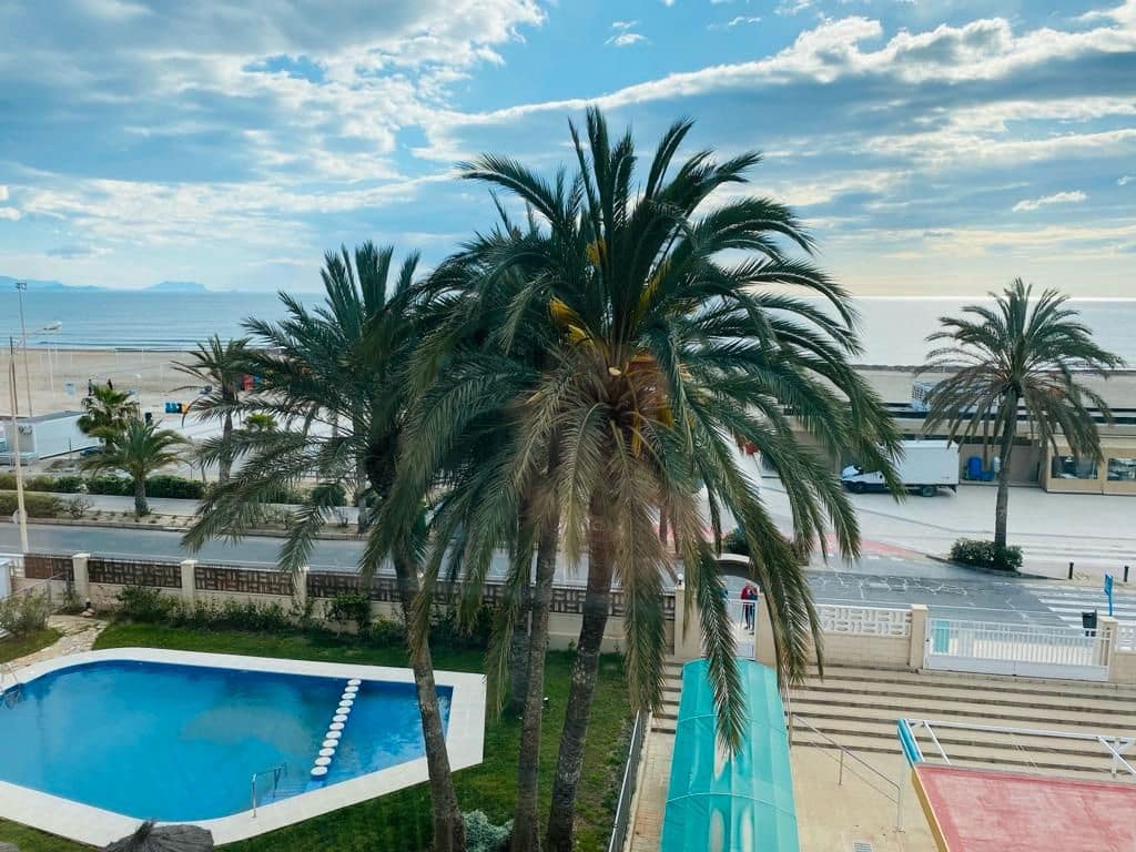 2 sovrum Lägenhet att hyra i Alicante stad med pool garage - 1 400 € (Ref: 9525822)