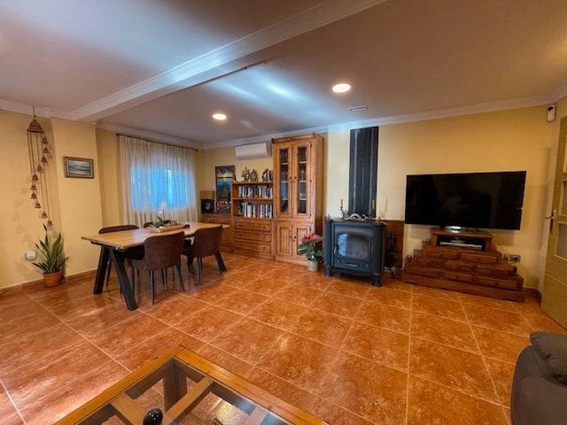 5 chambre Finca/Maison de Campagne à vendre à Alicante ville avec piscine - 659 500 € (Ref: 9525943)