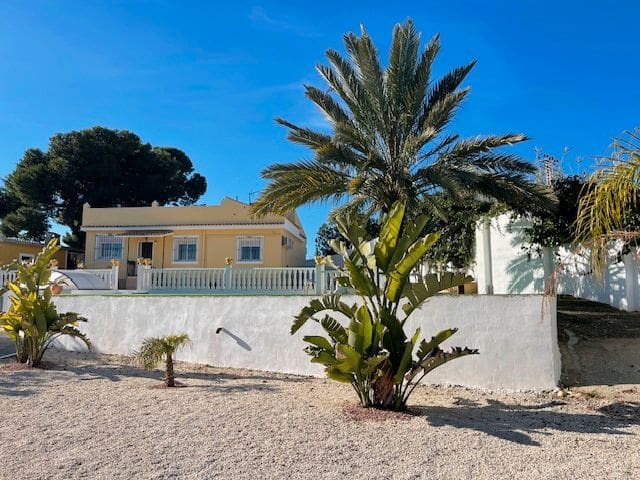 5 chambre Finca/Maison de Campagne à vendre à Alicante ville avec piscine - 659 500 € (Ref: 9525943)