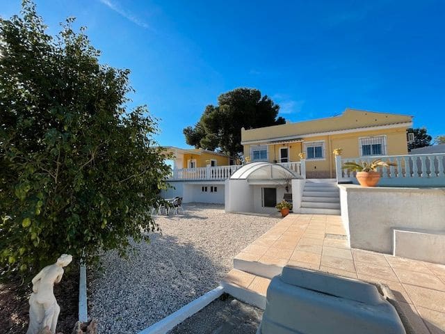 5 chambre Finca/Maison de Campagne à vendre à Alicante ville avec piscine - 659 500 € (Ref: 9525943)