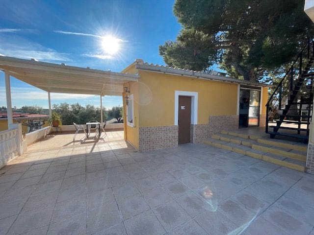 5 chambre Finca/Maison de Campagne à vendre à Alicante ville avec piscine - 659 500 € (Ref: 9525943)