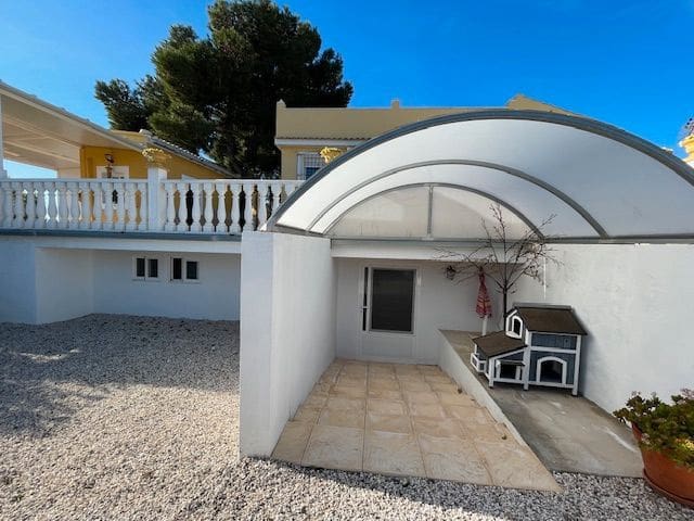 5 chambre Finca/Maison de Campagne à vendre à Alicante ville avec piscine - 659 500 € (Ref: 9525943)