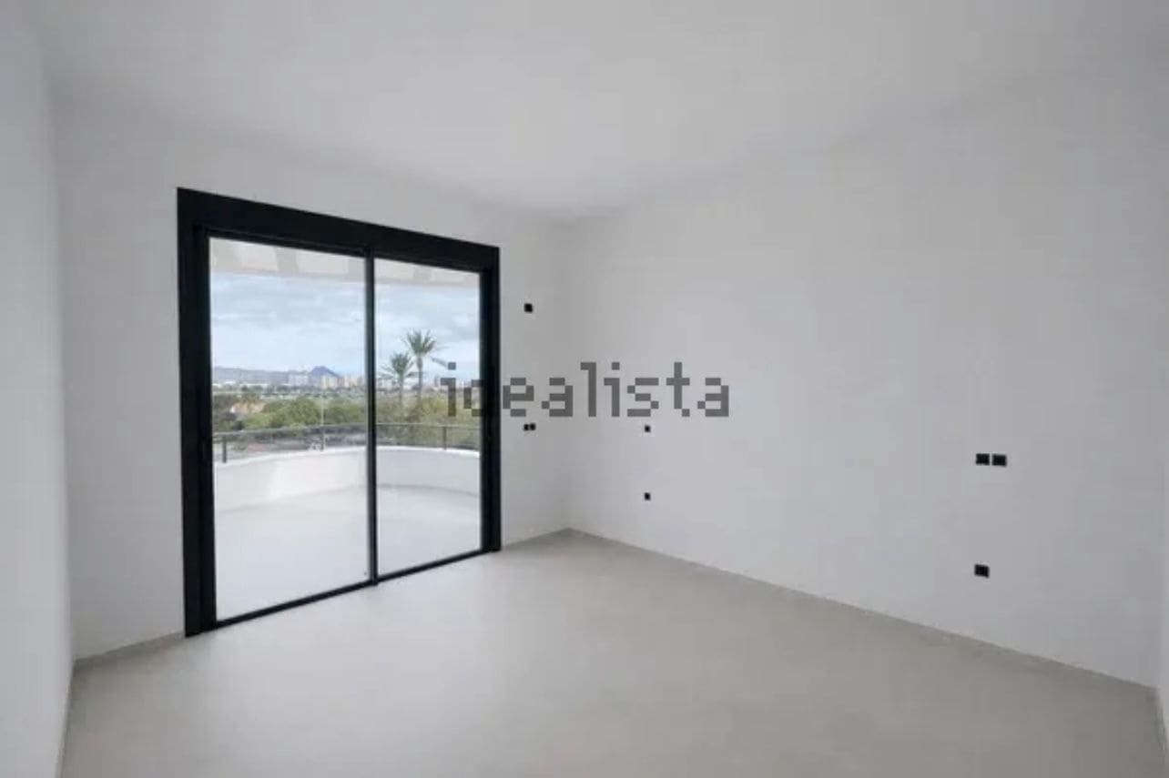 Chalet de 4 habitaciones en San Juan de Alicante / Sant Joan d'Alacant en venta con piscina garaje - 1.278.000 € (Ref: 9529209)