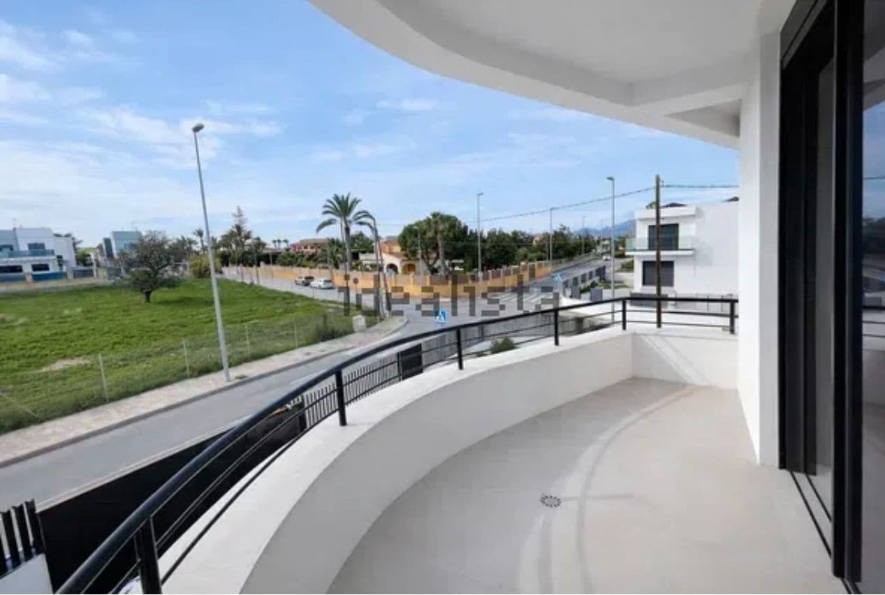 Chalet de 4 habitaciones en San Juan de Alicante / Sant Joan d'Alacant en venta con piscina garaje - 1.278.000 € (Ref: 9529209)