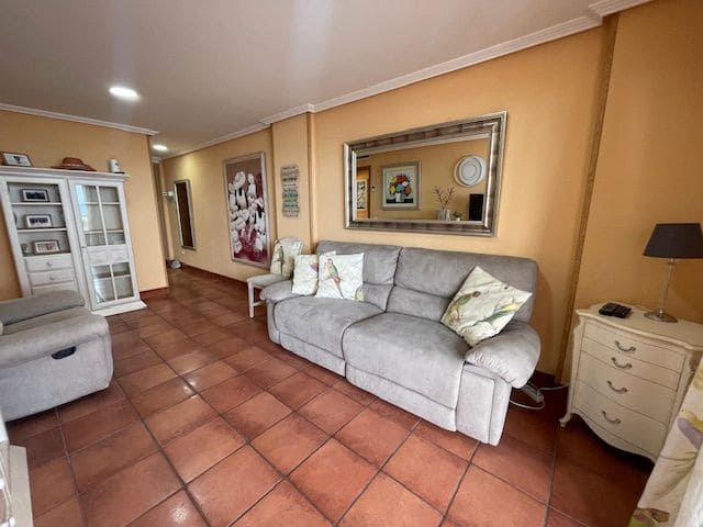 2 makuuhuone Asunto vuokrattavana paikassa Alicante kaupunki mukana 
autotalli - 1 500 € (Ref: 9540570)