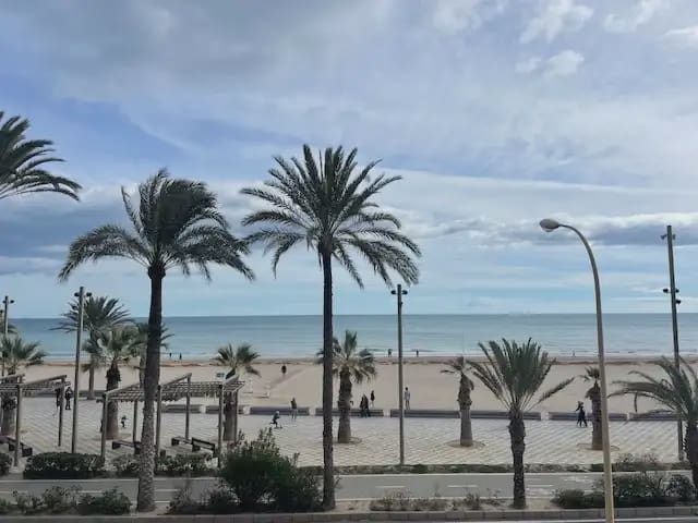 2 quarto Apartamento para arrendar em Playa de San Juan, Alicante cidade com garagem - 1 500 € (Ref: 9540570)