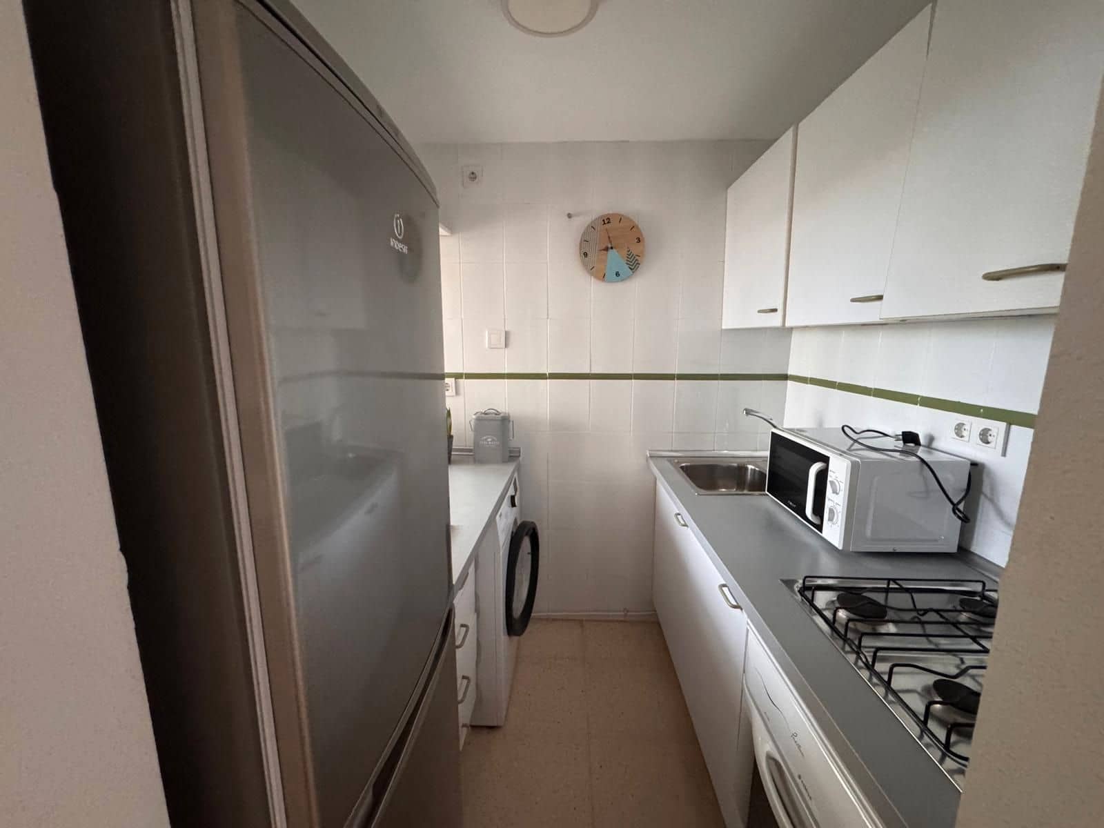 2 bedroom Flat for rent in Alicante / Alacant city with pool garage - € 1,200 (Ref: 9547321)