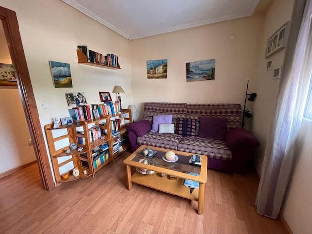 4 soveværelse Lejlighed til salg i Alicante by med swimmingpool garage - € 270.000 (Ref: 9550427)