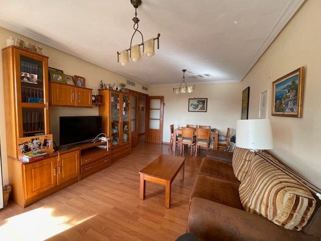 4 soveværelse Lejlighed til salg i Alicante by med swimmingpool garage - € 270.000 (Ref: 9550427)