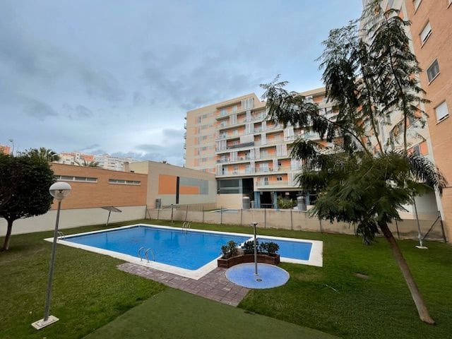 4 soveværelse Lejlighed til salg i Alicante by med swimmingpool garage - € 270.000 (Ref: 9550427)