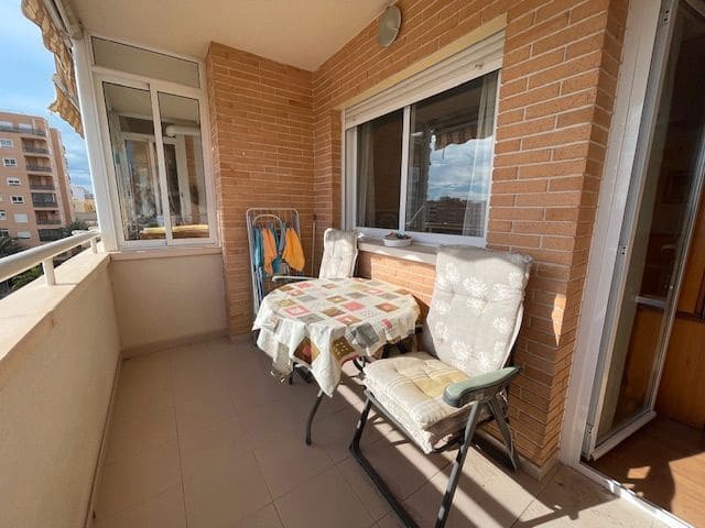 4 soveværelse Lejlighed til salg i Alicante by med swimmingpool garage - € 270.000 (Ref: 9550427)