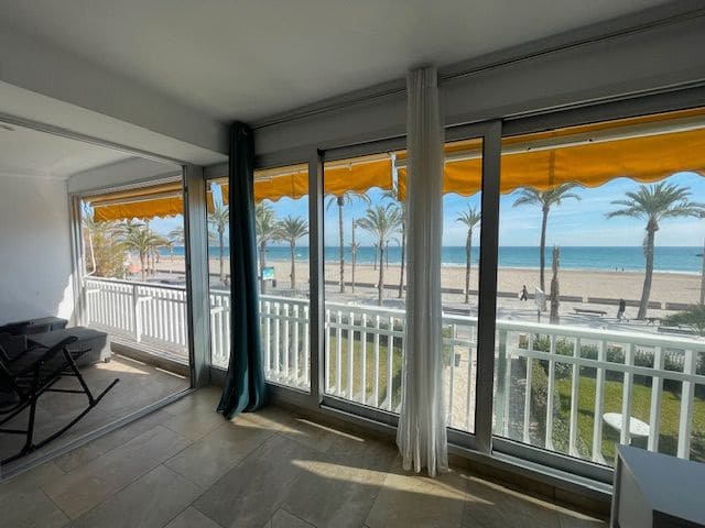 2 bedroom Flat for rent in Playa de San Juan, Alicante / Alacant city with pool garage - € 1,500 (Ref: 9570362)