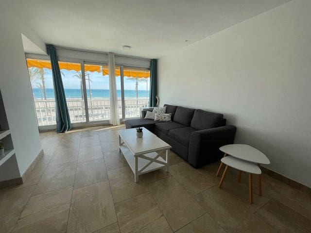 2 bedroom Flat for rent in Playa de San Juan, Alicante / Alacant city with pool garage - € 1,500 (Ref: 9570362)