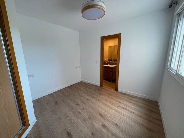 3 bedroom Flat for rent in San Juan de Alicante / Sant Joan d'Alacant with pool garage - € 1,200 (Ref: 9588378)