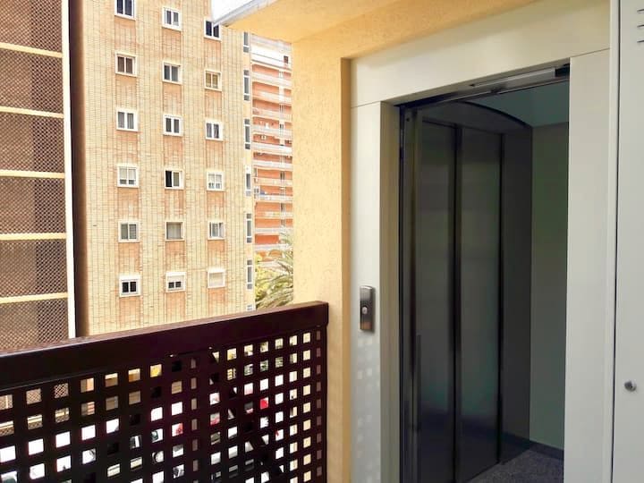3 sovrum Lägenhet att hyra i Alicante stad - 1 200 € (Ref: 9590592)