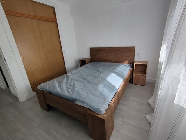 3 sovrum Lägenhet att hyra i Albufereta, Alicante stad - 1 200 € (Ref: 9590592)