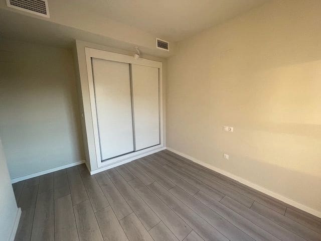 2 makuuhuone Asunto myytävänä paikassa Alicante kaupunki mukana uima-altaan 
autotalli - 480 000 € (Ref: 9606960)