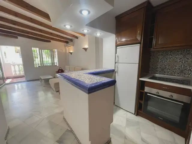 2 sypialnia Apartament na sprzedaż w Torrevieja z basenem - 214 000 € (Ref: 9607025)