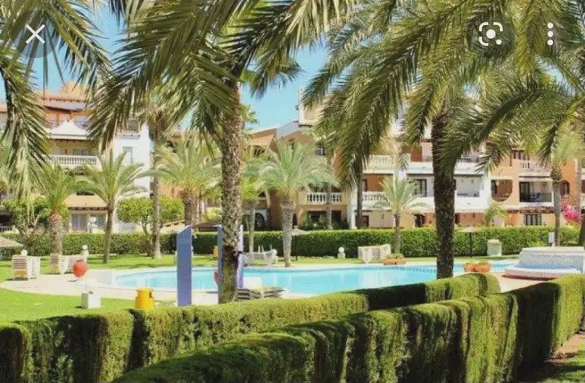 2 sypialnia Apartament na sprzedaż w Torrevieja z basenem - 214 000 € (Ref: 9607025)