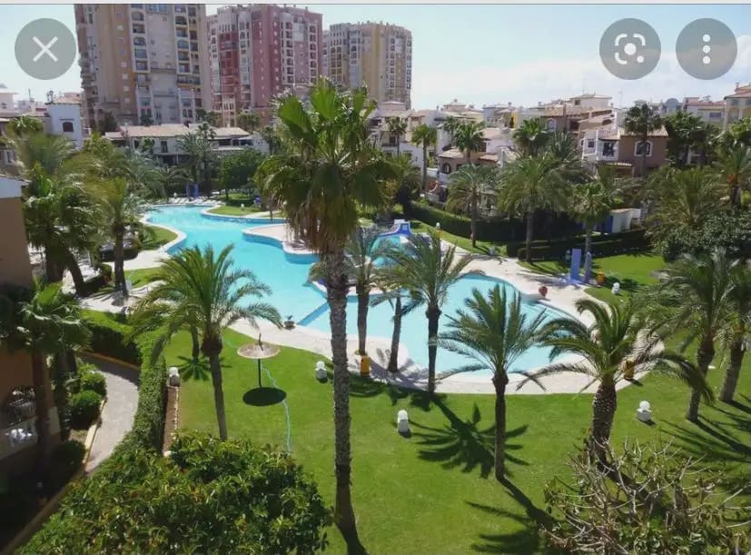 2 sypialnia Apartament na sprzedaż w Torrevieja z basenem - 214 000 € (Ref: 9607025)