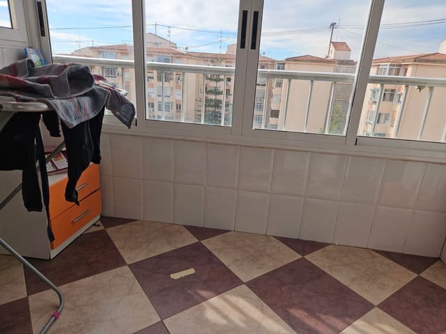 3 camera da letto Appartamento in vendita in Virgen del Remedio - Parque lo Morant, Alicante città - 116.000 € (Rif: 9614562)