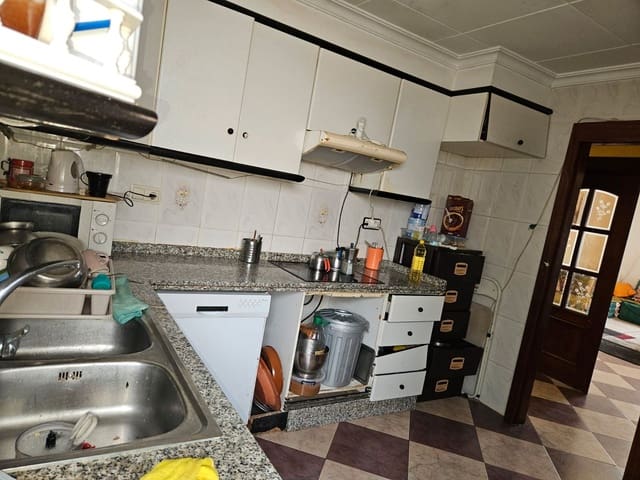 3 camera da letto Appartamento in vendita in Virgen del Remedio - Parque lo Morant, Alicante città - 116.000 € (Rif: 9614562)