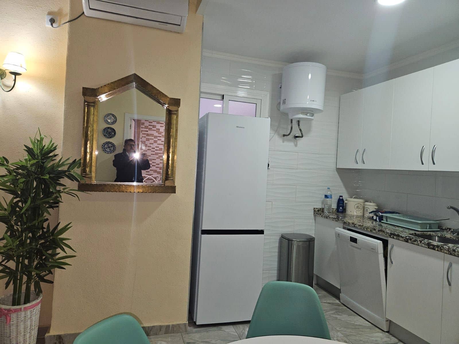 2 soveværelse Lejlighed til salg i Alicante by - € 265.000 (Ref: 9618851)