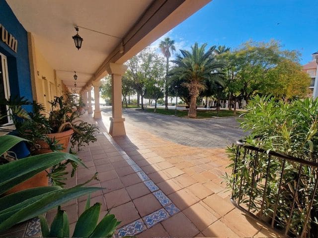 Commercieel te koop in Muchamiel / Mutxamel - € 240.000 (Ref: 9633690)