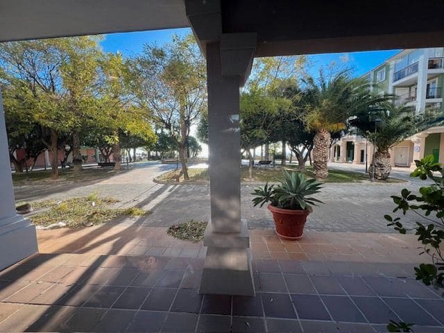 Commercieel te koop in Muchamiel / Mutxamel - € 240.000 (Ref: 9633690)