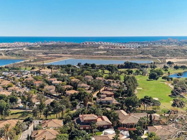 Commercieel te koop in Muchamiel / Mutxamel - € 240.000 (Ref: 9633690)