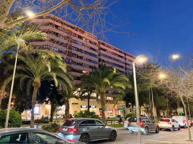 3 slaapkamer Flat te koop in Alicante stad - € 695.000 (Ref: 9636108)